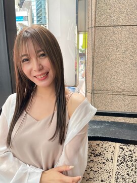 エクラートリュクス 津田沼(ECLART Luxe) 津田沼・顔まわりに沿うブラウンセミロング