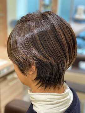 アッシュ 永福町店(Ash) サイド襟足すっきりひし形ショート