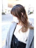 ナチュラルロング×バレイヤージュ