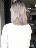 シフト ニュートラル(SHIFT N)&nbsp;外国人風バレイヤージュ　ホワイトベージュ