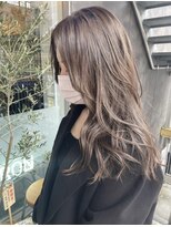 シャロン(SHARON)&nbsp;【SHARON原宿】ロングスタイル×アッシュブラウン