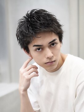 フィフス トウキョウ (fifth TOKYO) ビジネスショートスパイキーショートパーマツーブロック刈り上げ