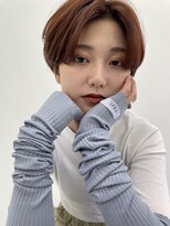 ハンサムショート　ショートボブ　シースルーバング