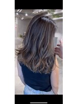 アポロ 横浜駅店(apollo)&nbsp;ハイライトバレイヤージュダブルカラーミルクティーベージュ