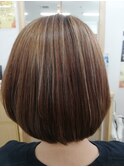 ショートボブ