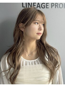 デュールイースト(Duul East) 柔ベージュ×レイヤーカット