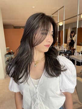 ノラギンザユー(NORA GINZA/U) 細めグレージュハイライト