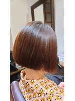 ベル(Bell) 20代/30代/40代/大人ショートボブ/耳かけショート/
