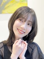 結べるボブ顔まわりレイヤーミディアムウルフ