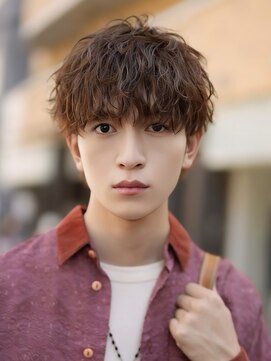 オーシャントーキョー 心斎橋(OCEAN TOKYO WEST) ツイストスパイラル波巻きスパイラルパーマセンターパートウルフ