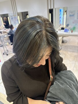 ケンジ 平塚 アネッタ(KENJE annetta) 艶髪/ぼかしハイライト/aujuaトリートメント