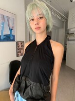 ペレ 原宿(PELE)&nbsp;ダブルカラー/ケアブリーチ/羽エクステ/原宿