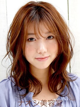 ナオシ トレス 富雄店(nao*c tres) 【nao*c 富雄店】ゆるふわウェーブ☆大人可愛いミディーヘア