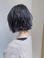 アンドチル 渋谷(AND CHILL)&nbsp;ネイビーカラー/ニュアンスボブ/波巻き【AND CHILL渋谷】