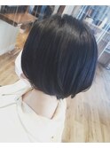 ショートボブ