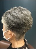 仙台D  白髪を生かすシルバーショート　ひし形丸みレイヤーstyle