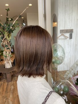 ルーエ(Ruhe) オリーブベージュ