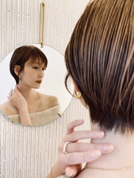 サークル(circle) 大人可愛い20代30代40代50代小顔ショートボブ丸みショートくびれ