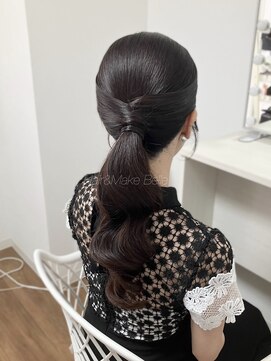 ベル(belle) タイト×ポニーテールアレンジ