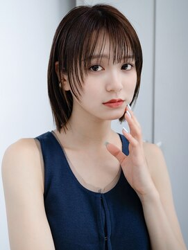 エインアンリー 表参道(AIN.ANLY.) 薄めバングくせ毛風カール長めバングミディアムボブルフミニボブ