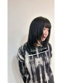 ブルーブラック×レイヤーカット