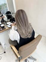 アルーナビューティデザイン シャドールーツ