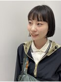 おさまり良い重めパツッとボブ