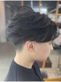 フェザーパーマフェザーショート刈り上げセンターパート辻堂