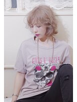 デコラージュ(Decollage)&nbsp;ミディアムの巻き髪スタイル