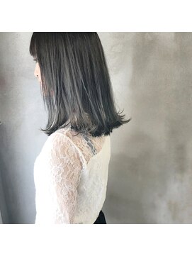 ミント(mint) 赤み除去！透明感グレー◎