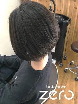 ヘアメイクゼロ 坂戸駅前店(hairmake zero) 前下がり大人ボブ