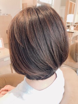 アドラーブル 万代店 (adorable) 【adorable】大人丸みショートボブ♪小顔×ナチュラル