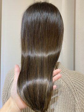 アイビー ジュール(IVY joure) Aujua最高級トリートメント:Suzu《京橋》