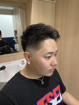 リバティシェアバーバー 銀座(LIBERTY SHARE BARBER) 【スキンフェード】フロントアップ