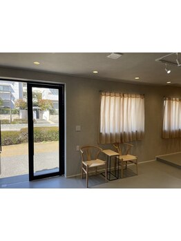 【甲子園】縮毛矯正&ケア特化≪wywy.≫自宅でも艶髪が続くお手入れ方法を伝授！ベビーカーでのご来店◎