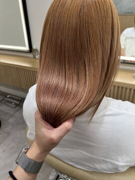 グロー 大宮(GLROW) ◆ 韓国大宮顔周り髪質改善レイヤー前髪カットくびれブリーチ