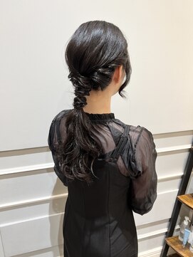 ネオリーブギンザ 銀座店(Neolive GINZA) ローポニーヘアアレンジ　【銀座】福田