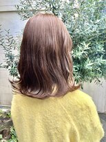 ココカラヘアー ニコ(cococara hair nico)&nbsp;オリーブベージュ/艶カラー/切りっぱなし/ミディアムボブ