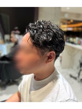 アヴァンスクロス あべのルシアス店(AVANCE. CROSS) ビジネススタイル×リバースパーマ