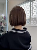 ブラウンベージュ×ミニボブ