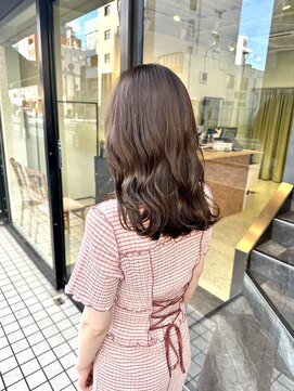 エスト 小倉(est) 秋色マロンベージュ