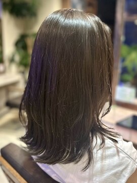 ヘアリゾート粋 ティガ 池袋店(tiga) ブラウン/韓国くびれカット/艶髪