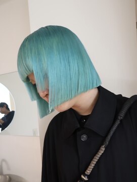 ユルク トウキョウ(jurk tokyo) ミントグリーン/イメチェン/ホワイトブロンド/外ハネボブ/美髪/