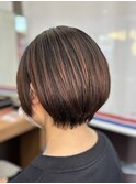 ショートボブ
