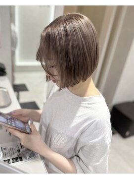 ユーフォリア 池袋東口駅前店(Euphoria) 10代20代30代大人可愛い韓国風ミルクティーベージュ韓国ヘア