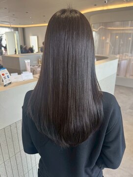 桑名ロングレイヤーカットハッシュカット透明感カラー重めロング