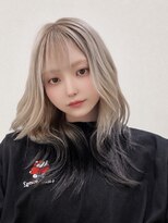 リンドヘアー(Lindo hair) ホワイトベージュエンドカラー