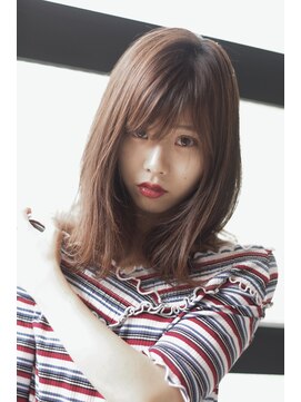 ソラ(sora) ボブ ヌーディーなカラーのナチュラルロブ