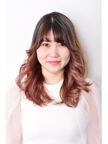 カスガウラ美容室&nbsp;20代30代40代 大人可愛いひし形くびれレイヤーウェーブ