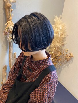 ニュートラル(NEUTRAL) 切りっぱなしで雰囲気抜群！ショートボブ